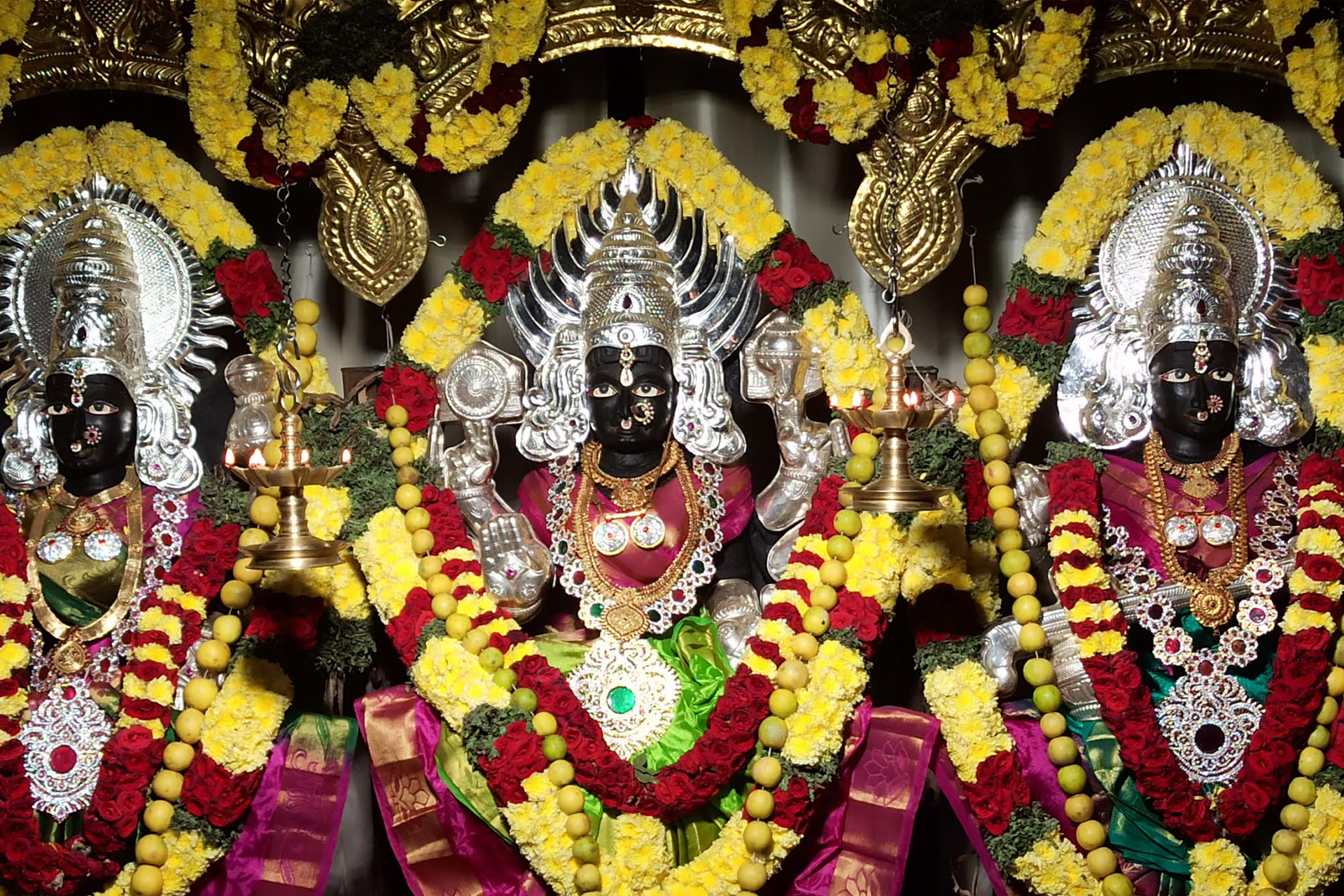 Image of Main Temple – Trishakthi Aalayam